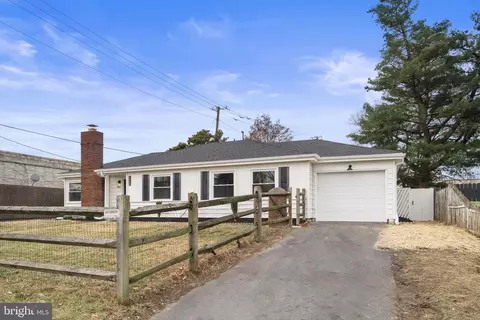 6402 Pioneer Dr, Springfield, VA 22150 photo 22