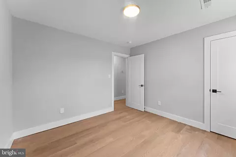 6402 Pioneer Dr, Springfield, VA 22150 photo 19