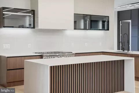 Kitchen - 6910 Bright Ave, Mclean, VA 22101 photo 1 of 8