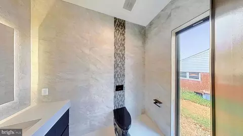 Bath - 6910 Bright Ave, Mclean, VA 22101 photo 22 of 22