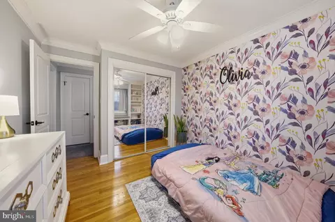 Bedroom - 7414 Hallcrest Dr, Mclean, VA 22102 photo 6 of 7