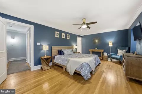 Bedroom - 7414 Hallcrest Dr, Mclean, VA 22102 photo 1 of 7