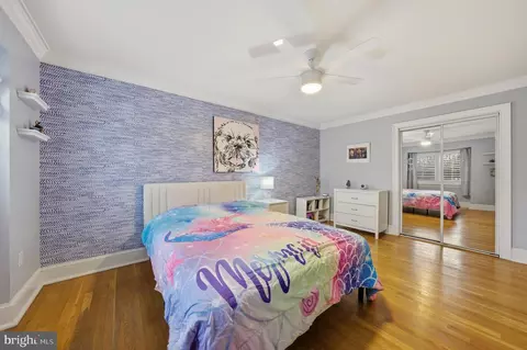 Bedroom - 7414 Hallcrest Dr, Mclean, VA 22102 photo 4 of 7