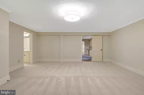 Bedroom - 8014 Greenwich Woods Dr, Mclean, VA 22102 photo 11 of 12