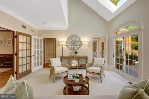 Other - 8014 Greenwich Woods Dr, Mclean, VA 22102 photo 3 of 23