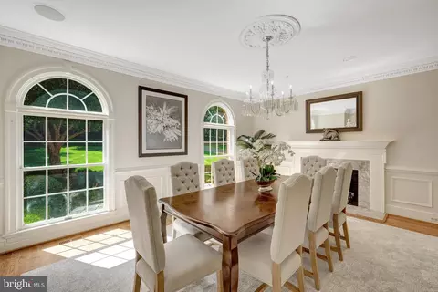 Dining - 8014 Greenwich Woods Dr, Mclean, VA 22102 photo 2 of 5