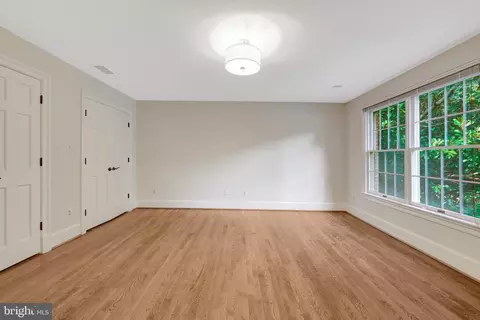 Bedroom - 8014 Greenwich Woods Dr, Mclean, VA 22102 photo 5 of 12