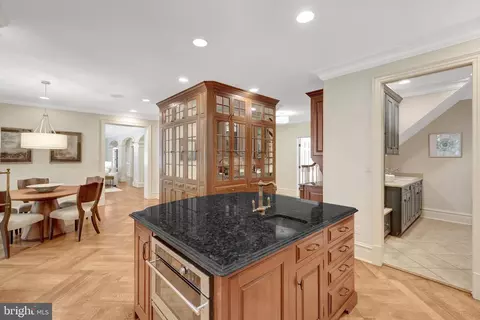 Kitchen - 8014 Greenwich Woods Dr, Mclean, VA 22102 photo 2 of 5