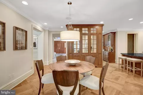 Dining - 8014 Greenwich Woods Dr, Mclean, VA 22102 photo 4 of 5