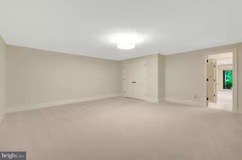 Bedroom - 8014 Greenwich Woods Dr, Mclean, VA 22102 photo 10 of 12