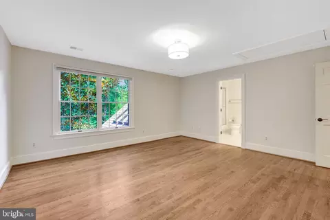 Bedroom - 8014 Greenwich Woods Dr, Mclean, VA 22102 photo 6 of 12