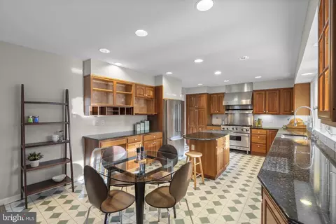 Kitchen - 8701 Cromwell Dr, Springfield, VA 22151 photo 4 of 4