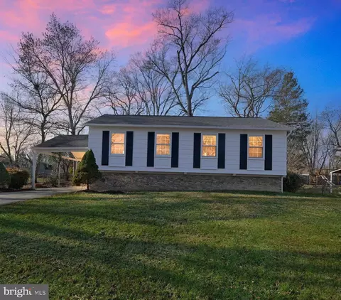 8012 Frye Rd, Alexandria, VA 22309