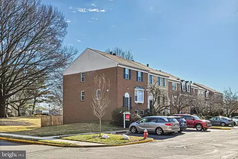 3154 Valentino Ct, Oakton, VA 22124