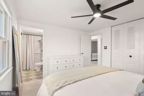 Bedroom - 7902 Cliff Rock Ct, Springfield, VA 22153 photo 3 of 6