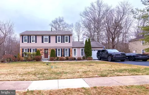 2323 Rosedown Dr, Reston, VA 20191