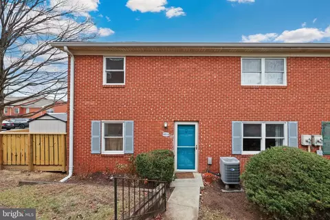 9514 Hagel Cir #03/C, Lorton, VA 22079