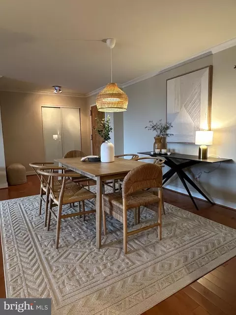 1800 Old Meadow Rd #1720, Mclean, VA 22102