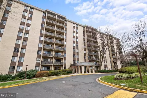 6001 Arlington Blvd #102, Falls Church, VA 22044