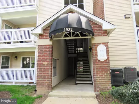 1532 Lincoln Way #203, Mclean, VA 22102