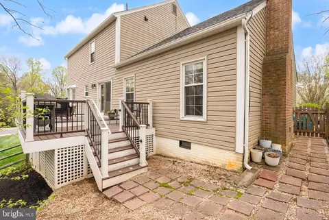 Exterior - 11401 Tanbark Dr, Reston, VA 20191 photo 8 of 14