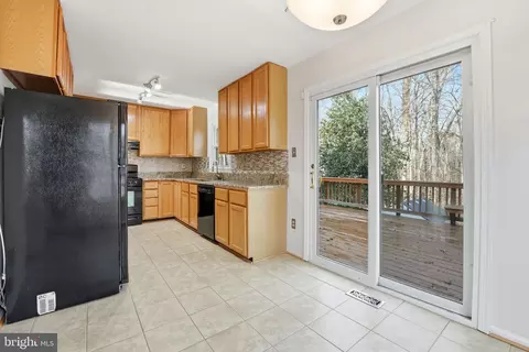 7900 Forest Path Way, Springfield, VA 22153 photo 11