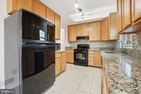 7900 Forest Path Way, Springfield, VA 22153 photo 13