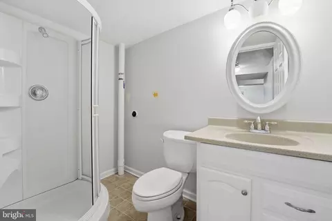 7900 Forest Path Way, Springfield, VA 22153 photo 32