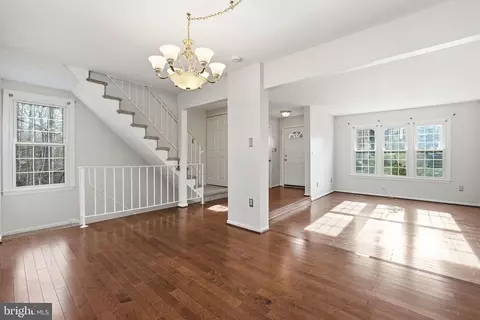 7900 Forest Path Way, Springfield, VA 22153 photo 8