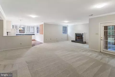 Living - 1008 Jarvis Ct, Mclean, VA 22101 photo 7 of 7