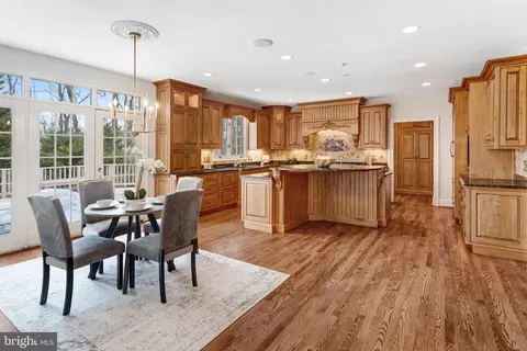 Kitchen - 1008 Jarvis Ct, Mclean, VA 22101 photo 5 of 7