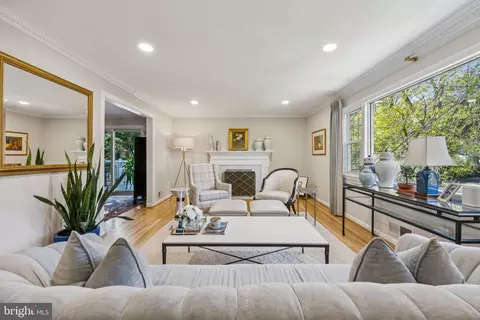 Living - 6223 Loch Raven Dr, Mclean, VA 22101 photo 1 of 1