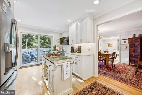 Kitchen - 6223 Loch Raven Dr, Mclean, VA 22101 photo 3 of 4