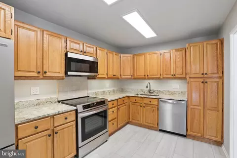 1644 Wainwright Dr, Reston, VA 20190 photo 6