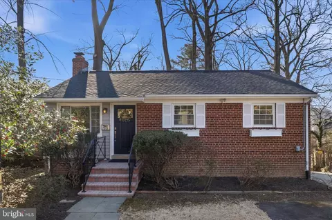 7013 Kenfig Pl, Falls Church, VA 22042