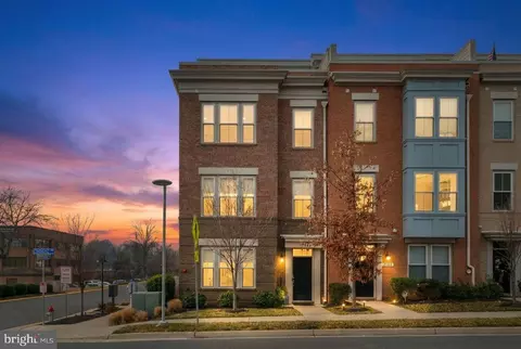 3006 Eskridge Rd, Fairfax, VA 22031