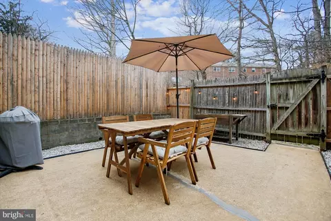 Exterior - 5818 Torington Dr #859, Springfield, VA 22152 photo 2 of 8