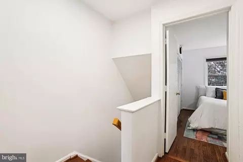 Entry Way - 5818 Torington Dr #859, Springfield, VA 22152 photo 4 of 4