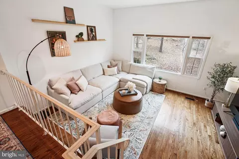 Living - 5818 Torington Dr #859, Springfield, VA 22152 photo 1 of 1
