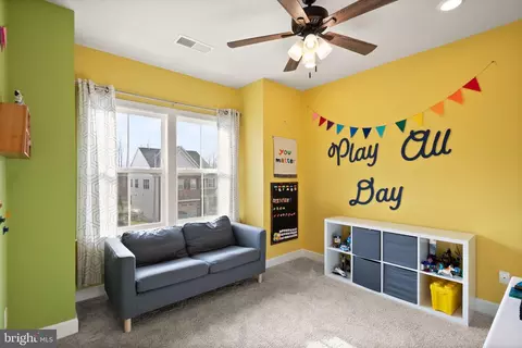 9516 Sanger St, Lorton, VA 22079 photo 28