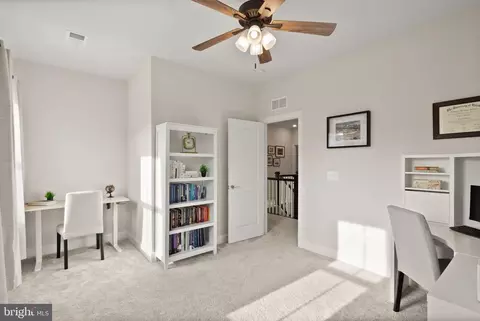 9516 Sanger St, Lorton, VA 22079 photo 27
