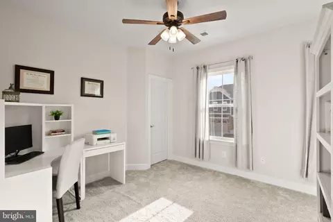 9516 Sanger St, Lorton, VA 22079 photo 26