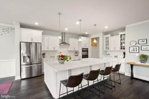 9516 Sanger St, Lorton, VA 22079 photo 9