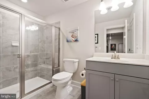 9516 Sanger St, Lorton, VA 22079 photo 38