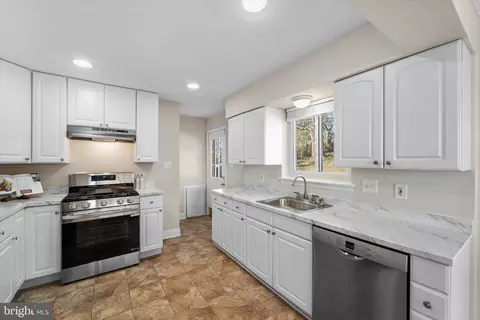Kitchen - 7415 Gary St, Springfield, VA 22150 photo 1 of 4