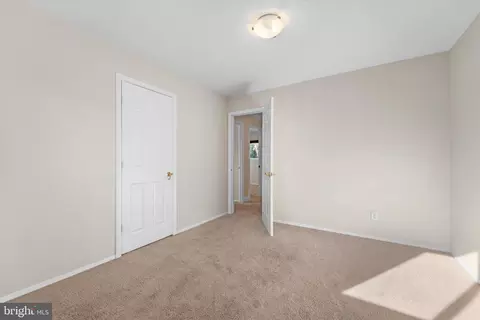 Bedroom - 7415 Gary St, Springfield, VA 22150 photo 4 of 6