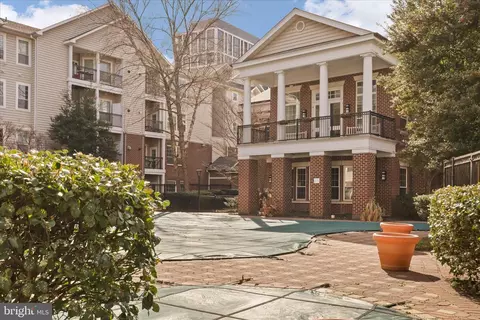 Exterior - 1600 Spring Gate Dr #2204, Mclean, VA 22102 photo 10 of 12