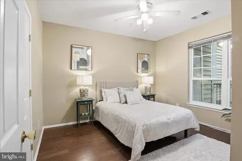 Bedroom - 1600 Spring Gate Dr #2204, Mclean, VA 22102 photo 1 of 7