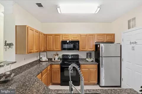 Kitchen - 1600 Spring Gate Dr #2204, Mclean, VA 22102 photo 1 of 4