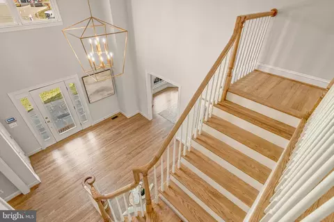 Entry Way - 1609 Brookside Rd, Mclean, VA 22101 photo 3 of 5